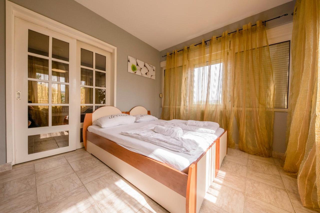 Apartmani Ana & Milo Lopar Exteriér fotografie
