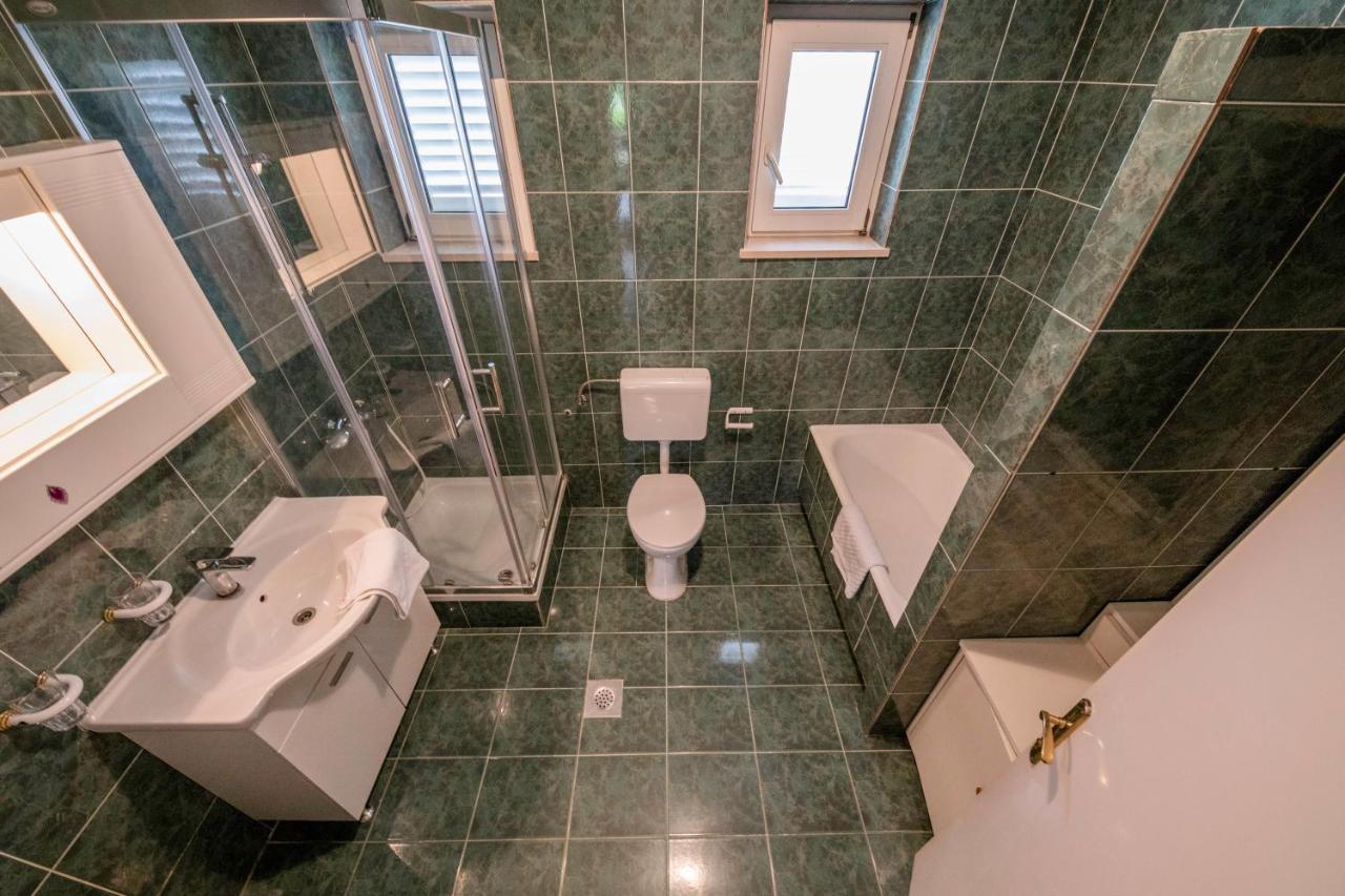 Apartmani Ana & Milo Lopar Exteriér fotografie