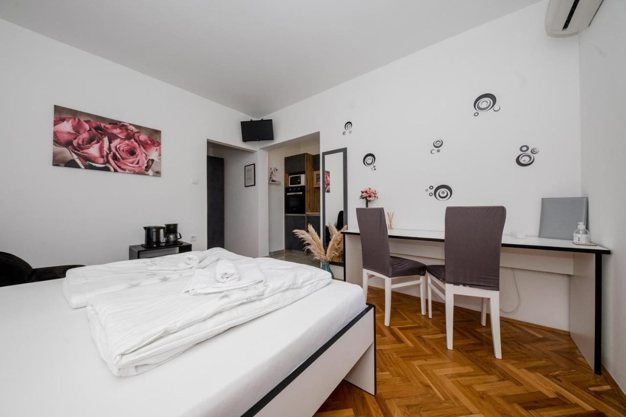 Apartmani Ana & Milo Lopar Exteriér fotografie